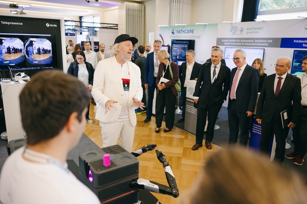 20260908-6G-CONFERENCE-BERLIN-OFFENBLENDE-MB-056